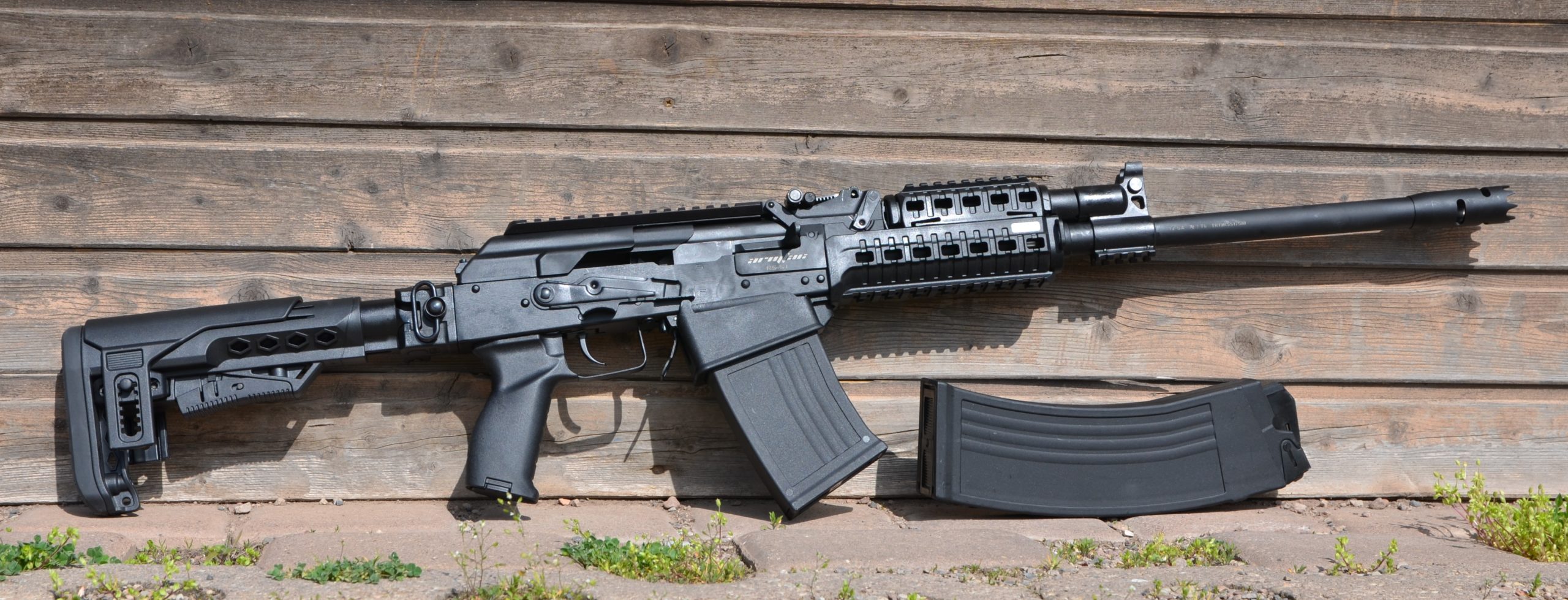 ARMSAN RS-S1 12/76 halbautomatische Flinte von rechts mit 5/10 Schuss Magazin